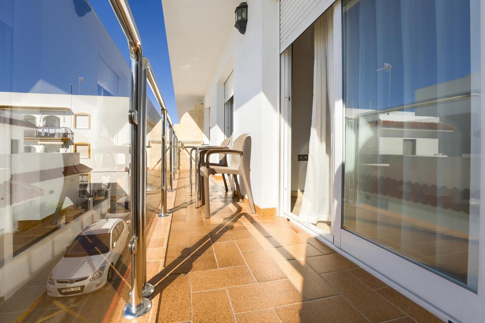 Hotel Apartamentos Loto Conil Conil De La Frontera Dış mekan fotoğraf