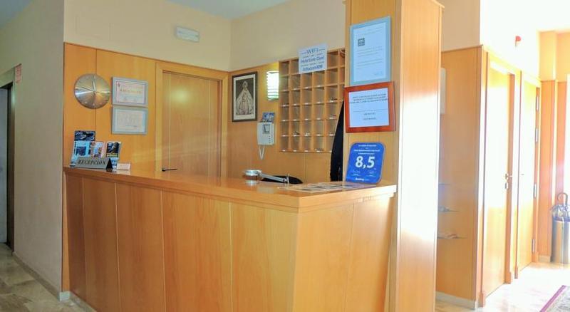 Hotel Apartamentos Loto Conil Conil De La Frontera Dış mekan fotoğraf