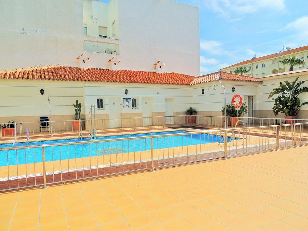 Hotel Apartamentos Loto Conil Conil De La Frontera Dış mekan fotoğraf